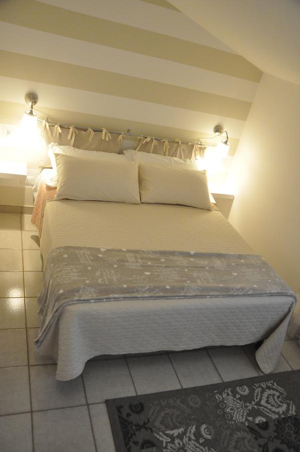 B&B Bed Le Terrazze Pastrengo Luaran gambar